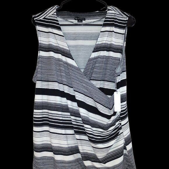 Belk New Direction Ladies XL Top New with Tags, Soft Stretchy Fabric, Sleeveless - Picture 1 of 2